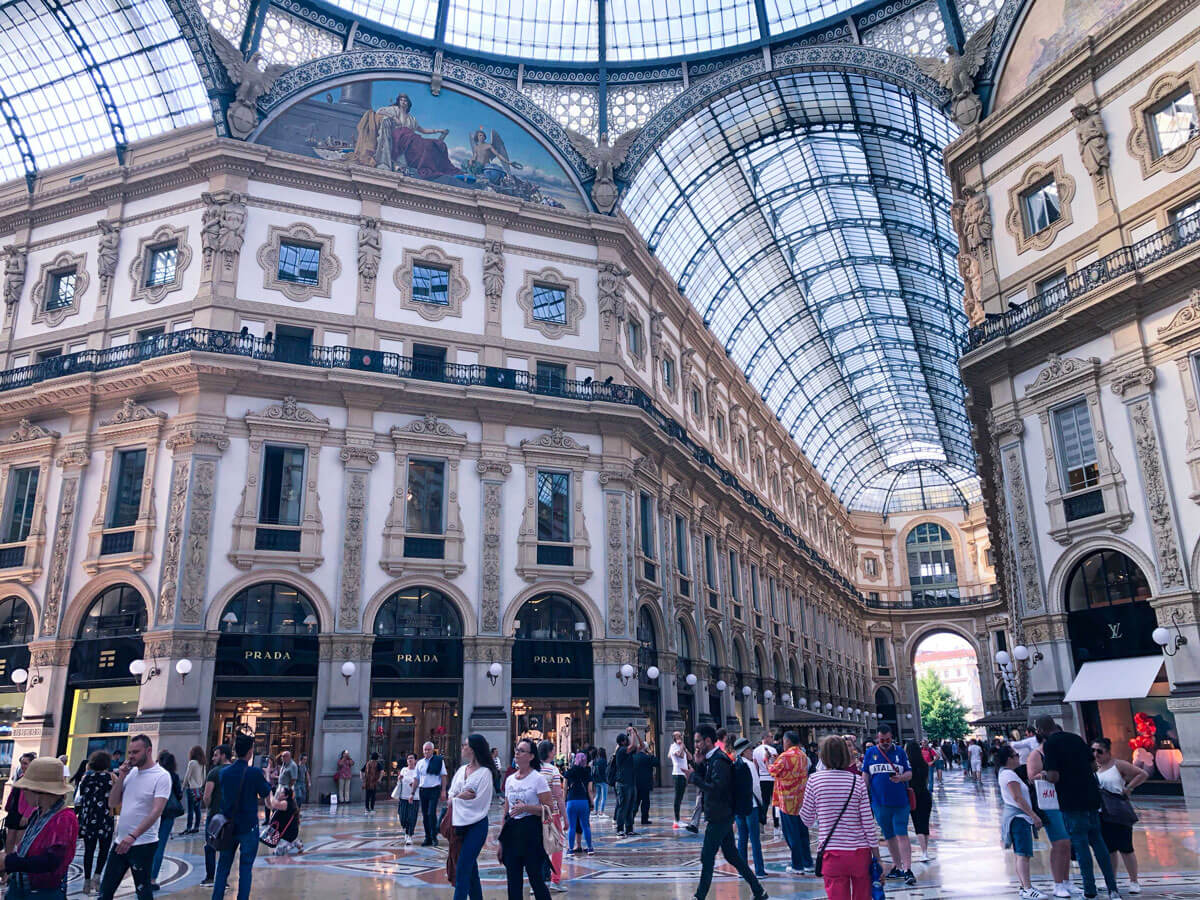 艾曼紐二世迴廊內部