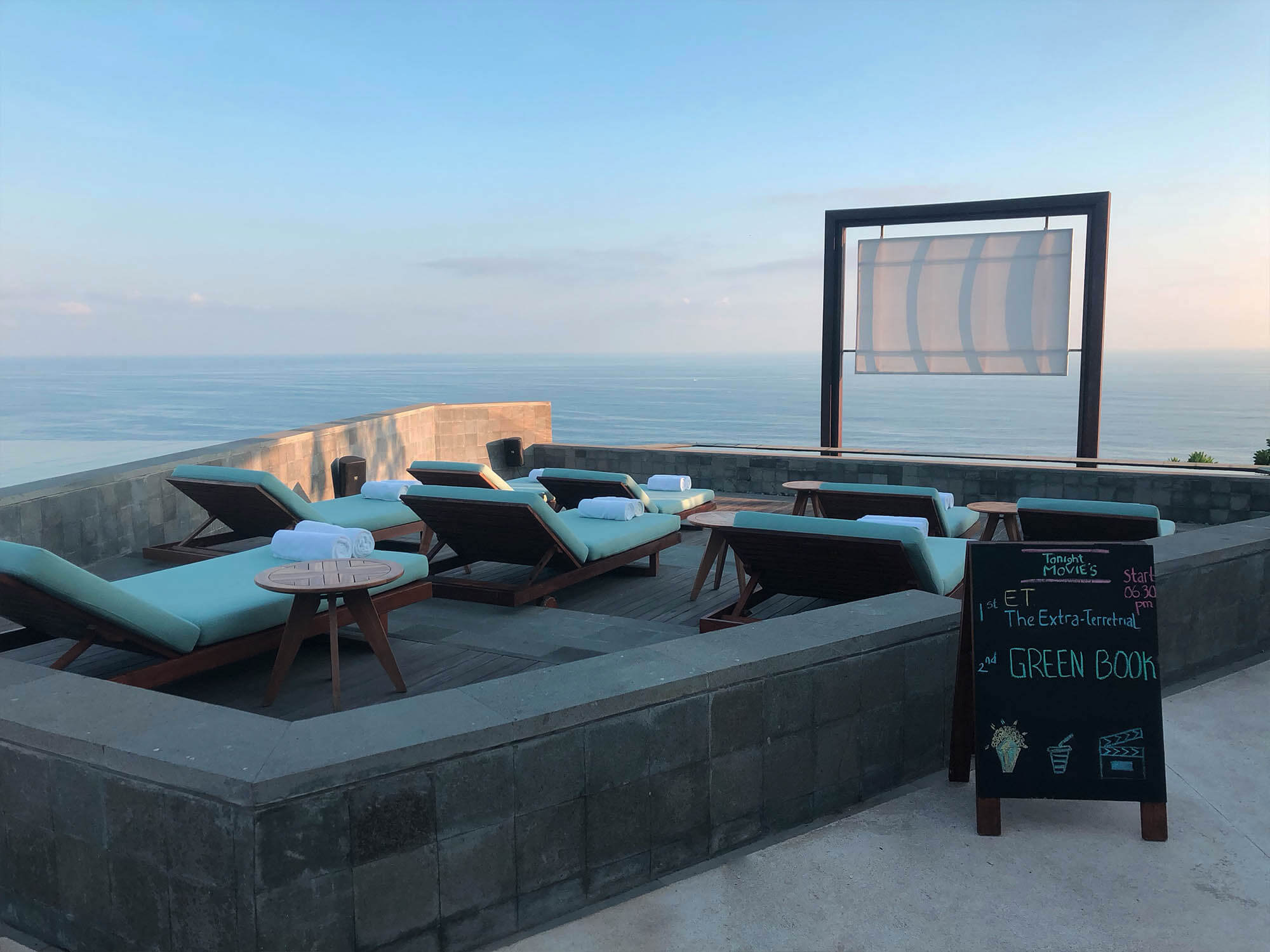 峇里島villa｜Six Senses烏魯瓦圖六感飯店入住體驗，懸崖海景/無邊際泳池/露天電影…太美了