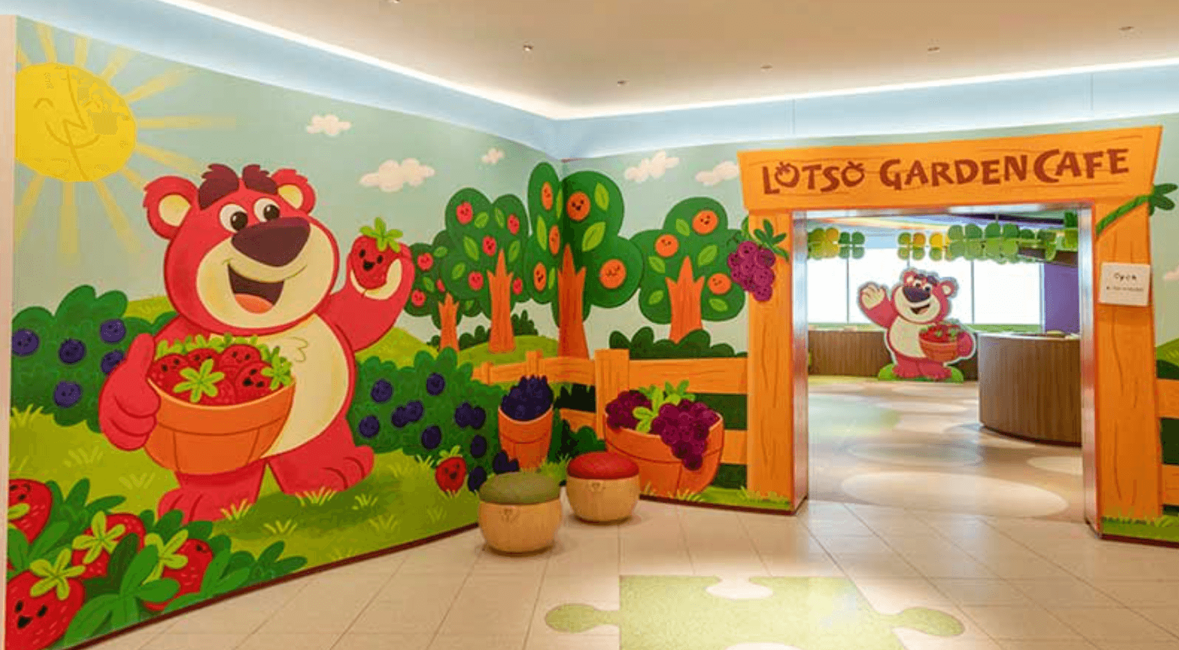 東京迪士尼度假區玩具總動員飯店（Tokyo Disney Resort Toy Story Hotel）熊抱哥餐廳