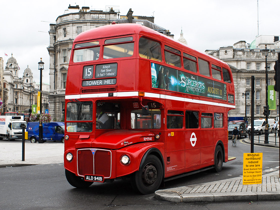 倫敦巴士搭車攻略：必搭的復古老公車Routemaster