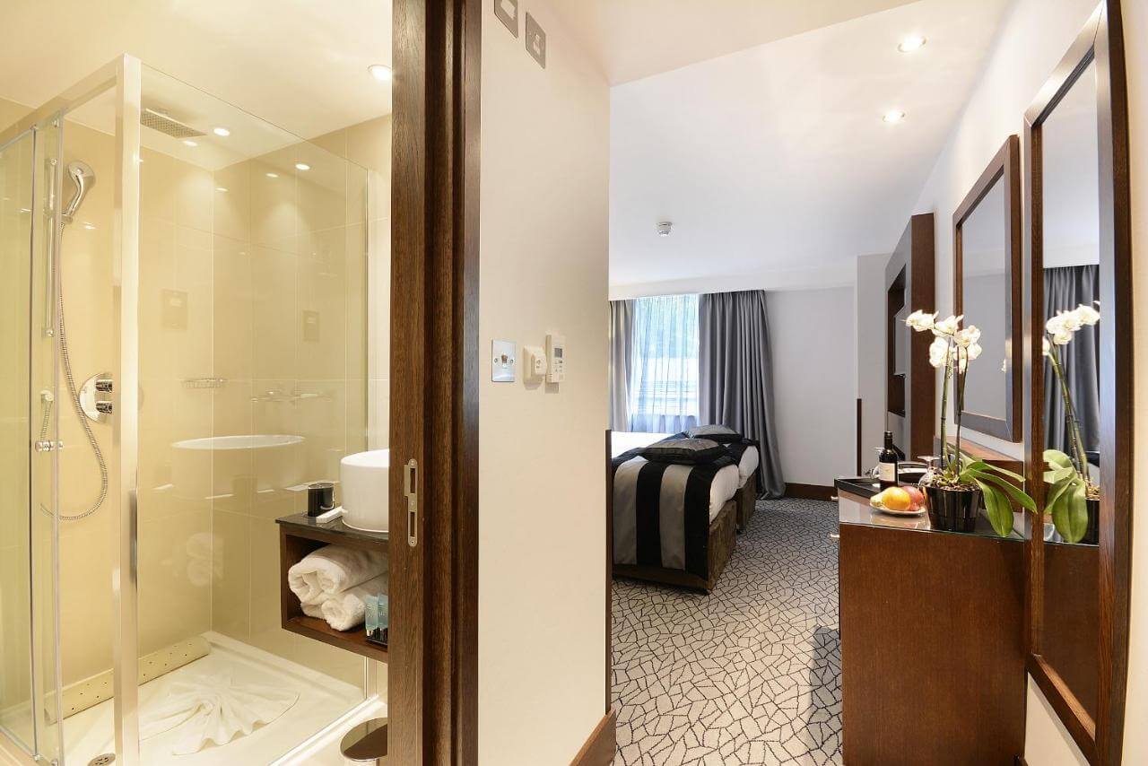 Park Grand Paddington Court雙人床房型