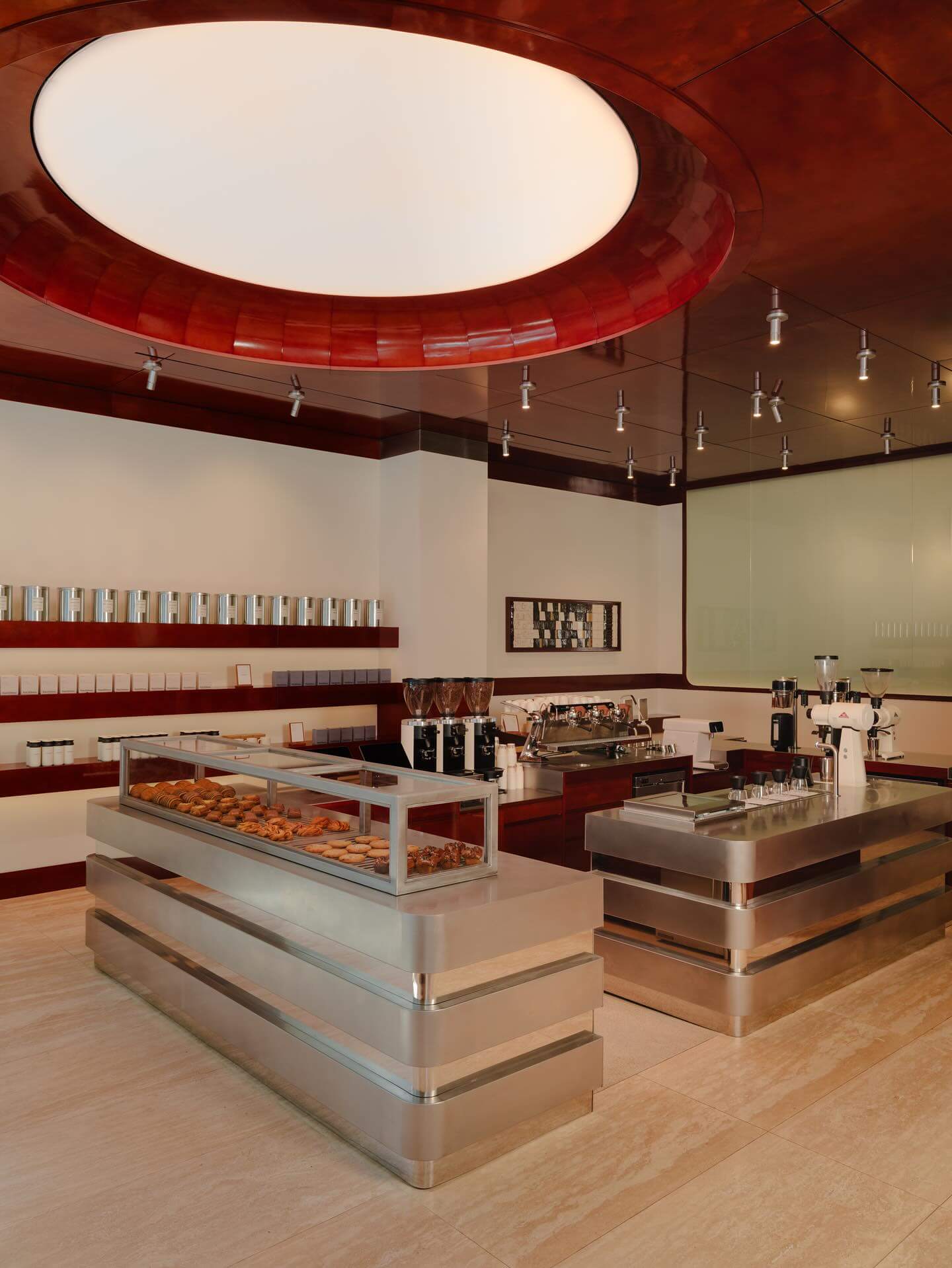 WatchHouse Coffee時髦店面