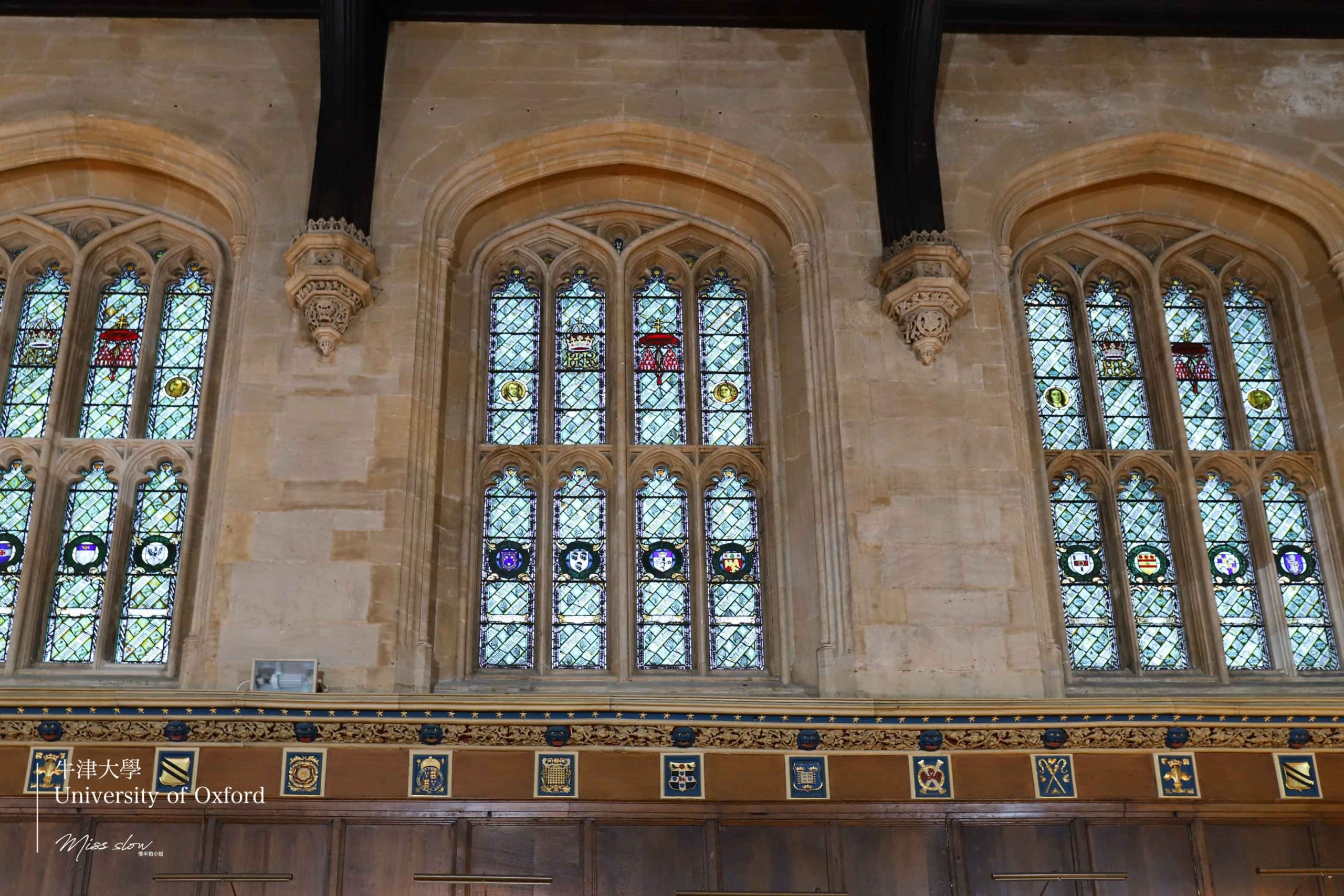 牛津大學基督學院餐廳The Hall：彩繪玻璃窗