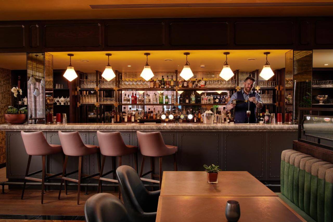 The Grand, York公共酒吧區