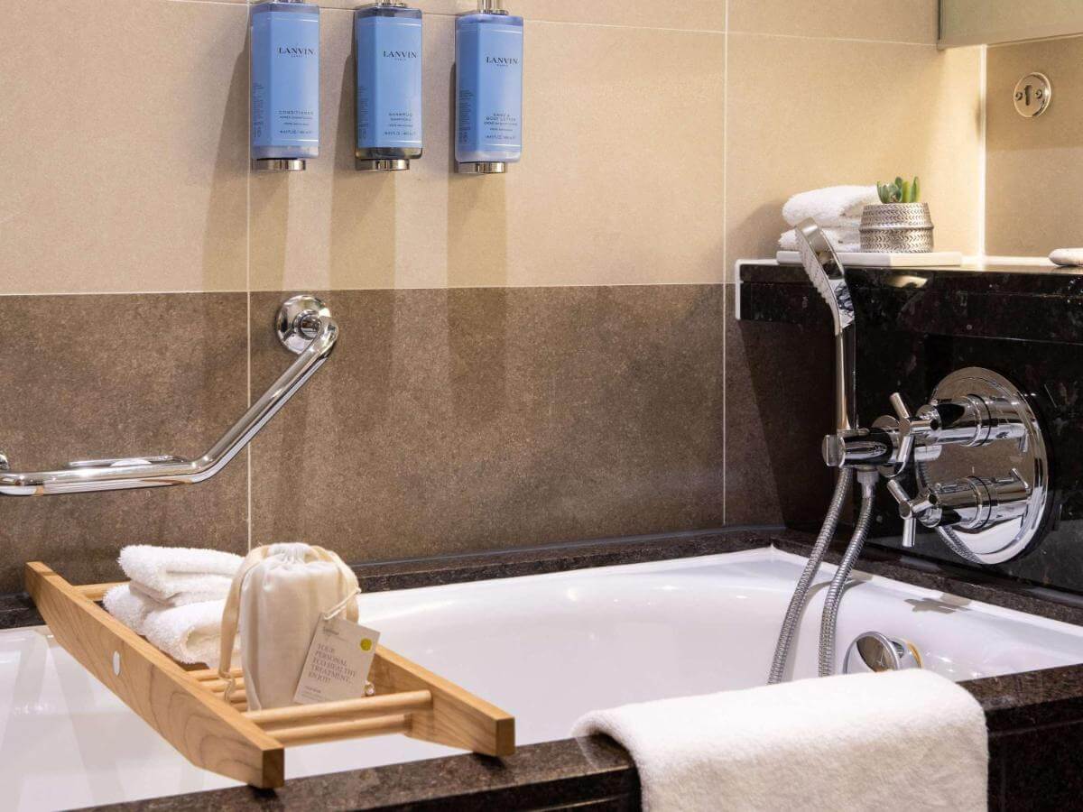 倫敦機場附近住宿推薦: 倫敦希斯羅機場索菲特酒店(Sofitel London Heathrow)