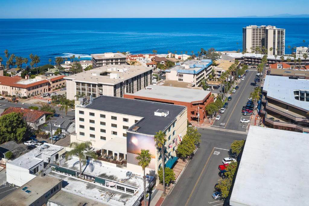 Empress Hotel La Jolla 鄰近海岸