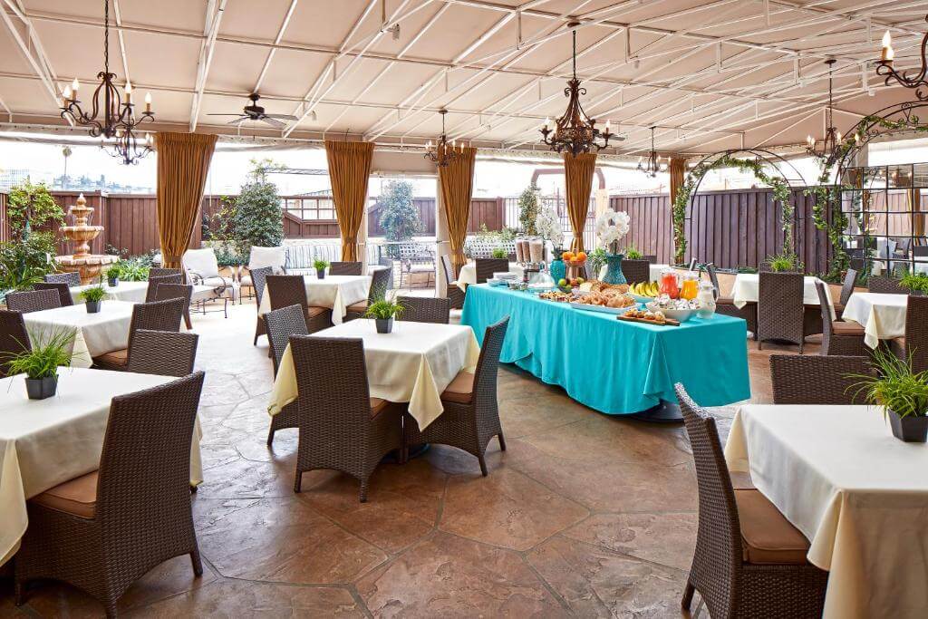 Empress Hotel La Jolla 有宴客空間