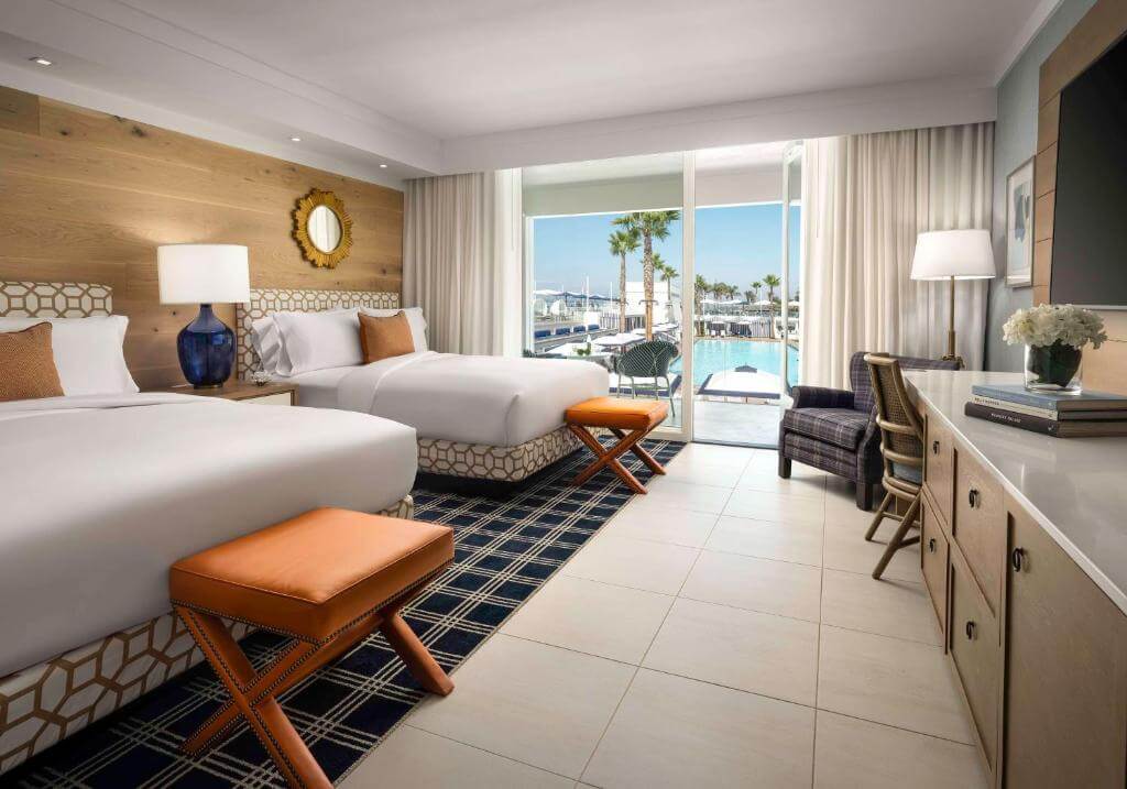 Hotel del Coronado, Curio Collection by Hilton 靠泳池房型