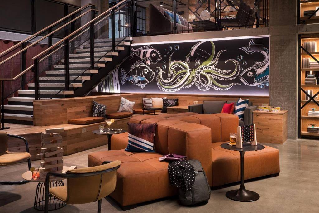 Moxy San Diego Downtown / Gaslamp Quarter 社交大廳