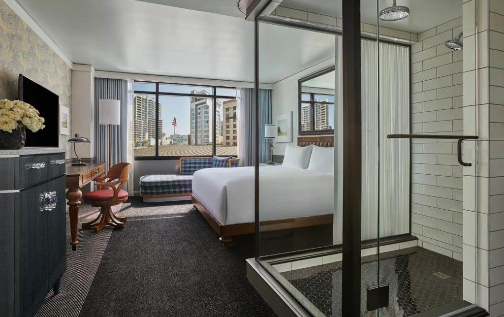 Pendry San Diego 房間內