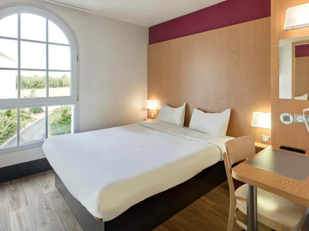 B&B Hotel雙人房型