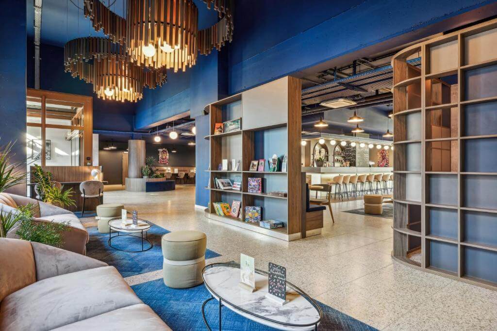 巴黎迪士尼推薦住宿Hôtel AKENA Serris - Val d'Europe