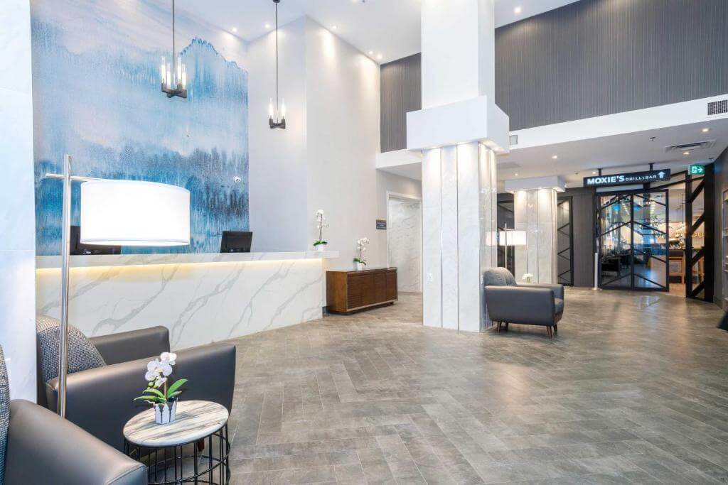 卡加利飯店住宿推薦桑德曼卡爾加里市中心酒店(Sandman Signature Calgary Downtown Hotel)