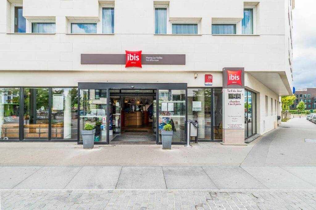歐洲馬恩河谷宜必思酒店飯店外觀