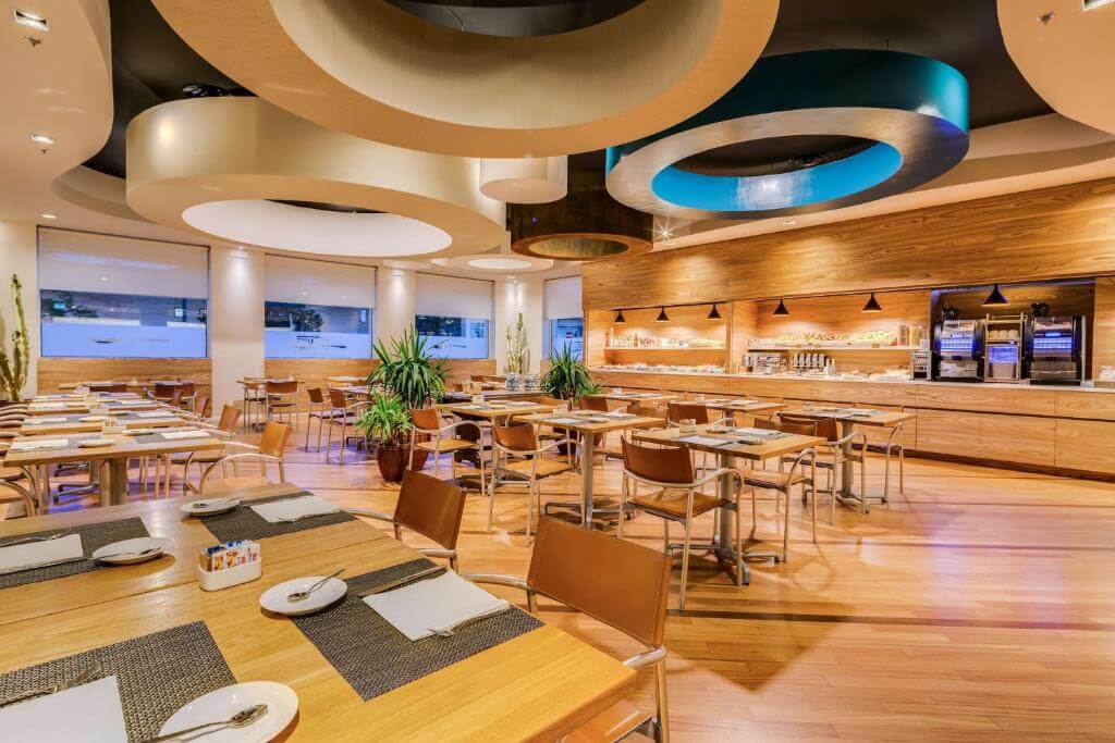 博洛尼亞貝斯特韋斯特PLUS酒店(Best Western Plus Hotel Bologna)公共空間