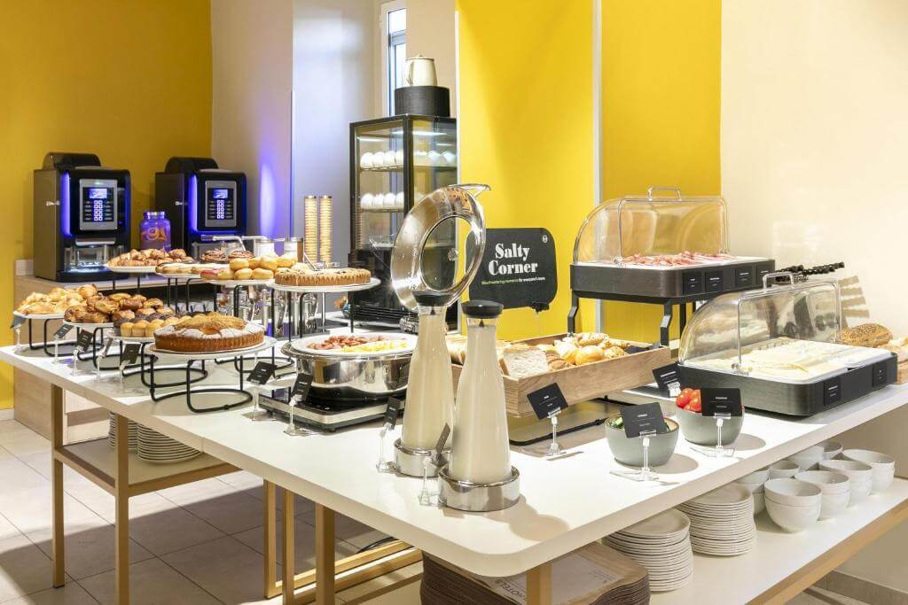 B&B Hotel Roma San Lorenzo Termini自助早餐區