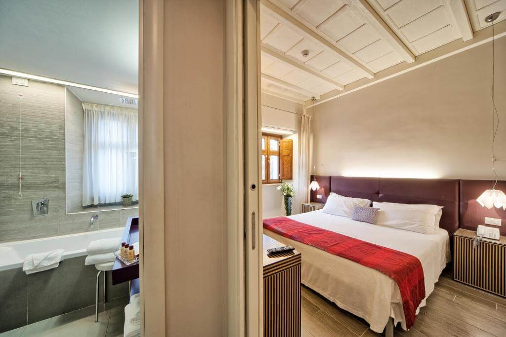 羅馬住宿推薦Navona Palace Luxury Inn