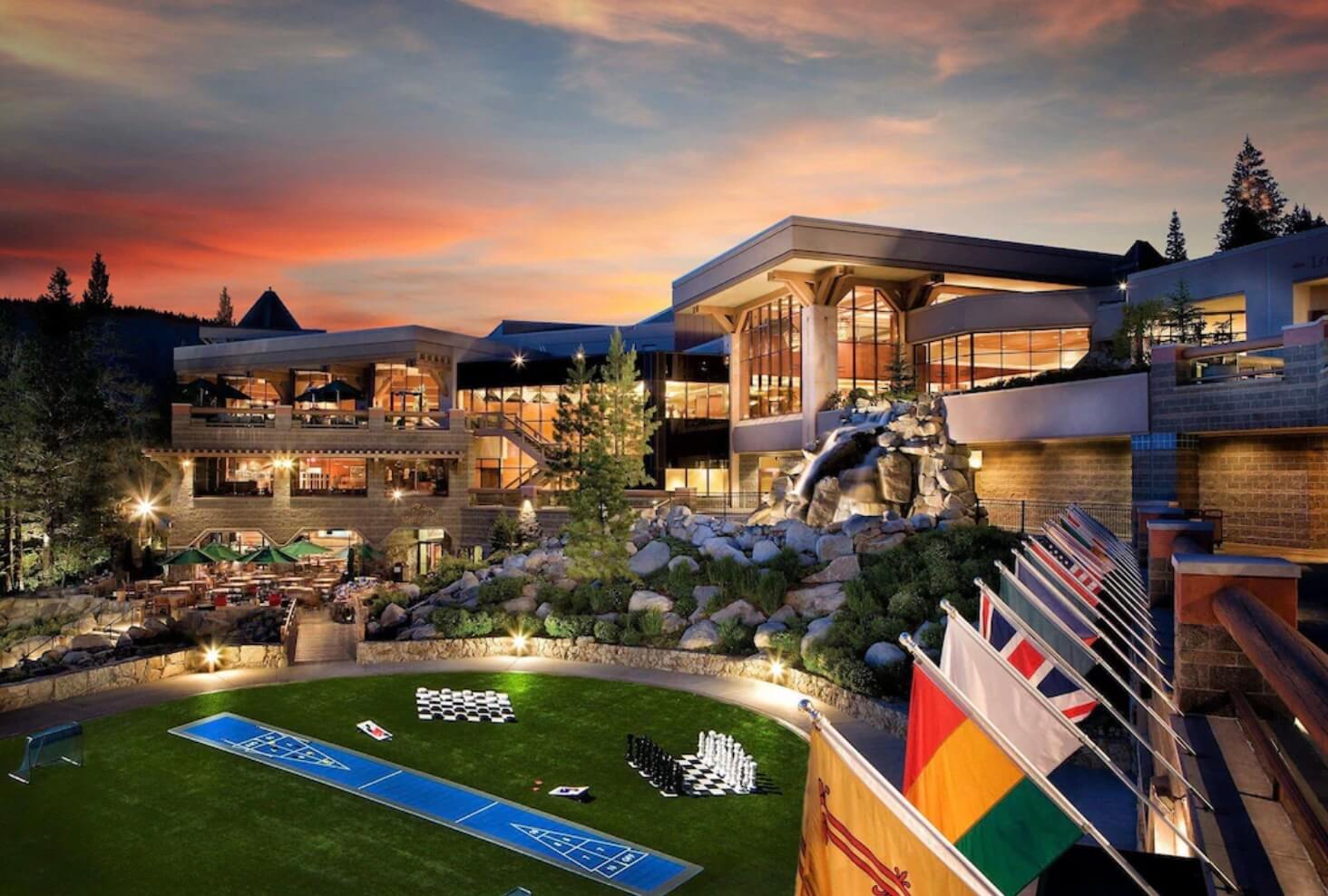 太浩湖滑雪度假村Everline Resort & Spa