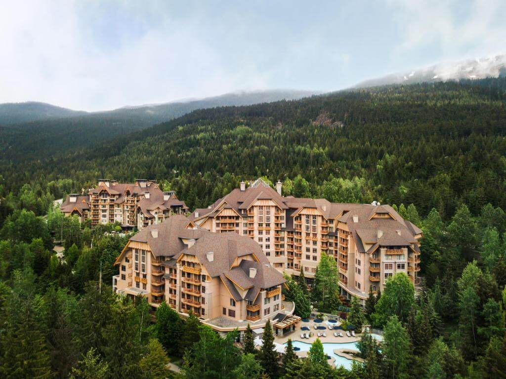 惠斯勒住宿最奢華的飯店惠斯勒四季度假酒店(Four Seasons Resort Whistler)