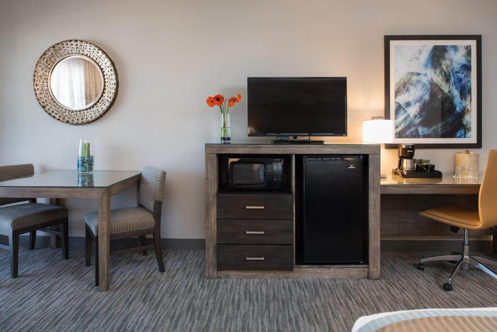 Hotel Azure Tahoe 房內空間