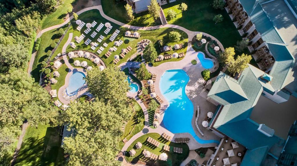 Hyatt Regency Lake Tahoe Resort, Spa & Casino 戶外泳池區
