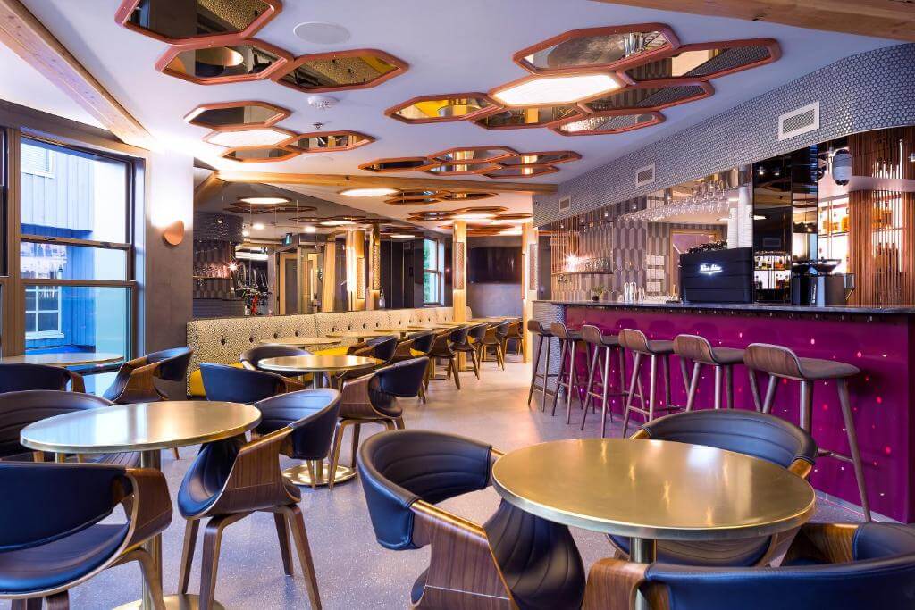 畔吉阿博德酒店(Pangea Pod Hotel)交誼空間