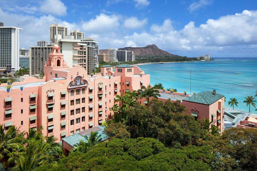 夏威夷住宿推薦皇家夏威夷威基基度假酒店（The Royal Hawaiian, a Luxury Collection Resort）