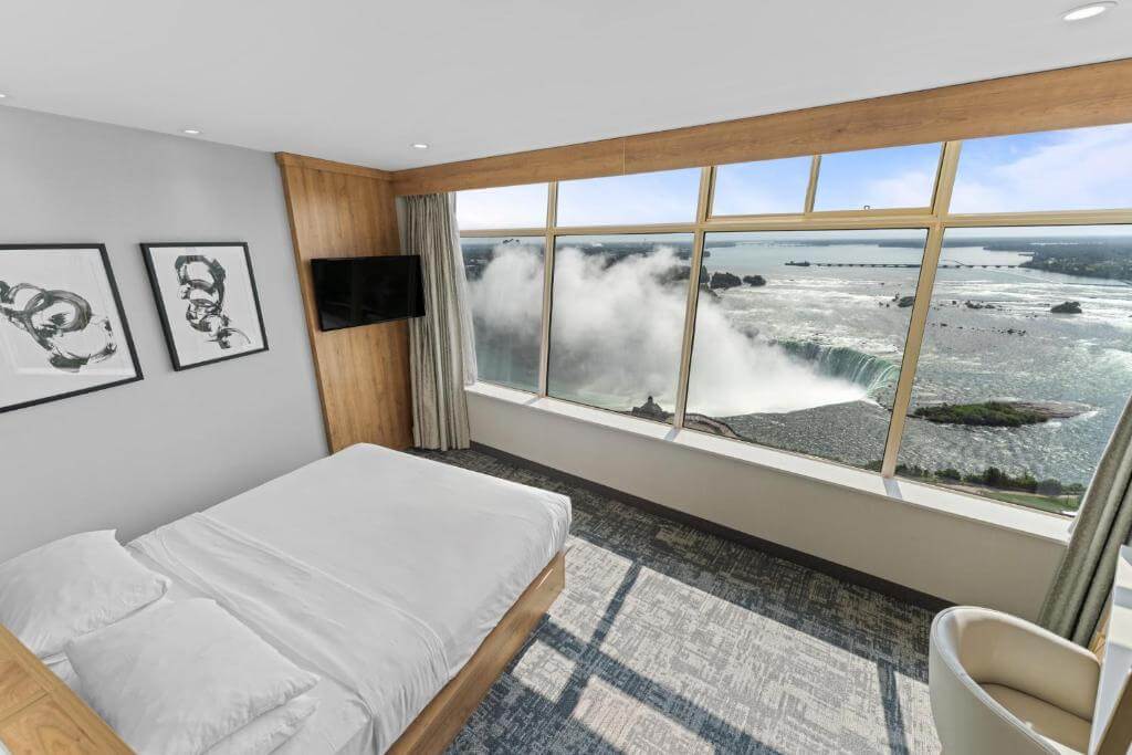 瀑布塔景觀飯店 The Tower Hotel Fallsview瀑布景觀