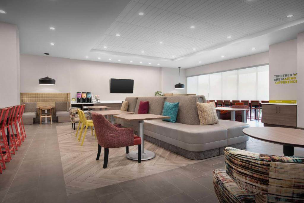 Home2 Suites by Hilton Phoenix North Happy Valley公共座位區