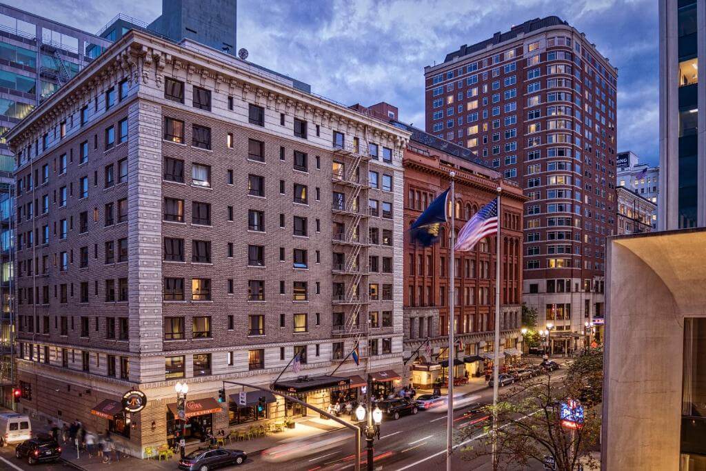 波特蘭住宿推薦Hotel Lucia, Portland