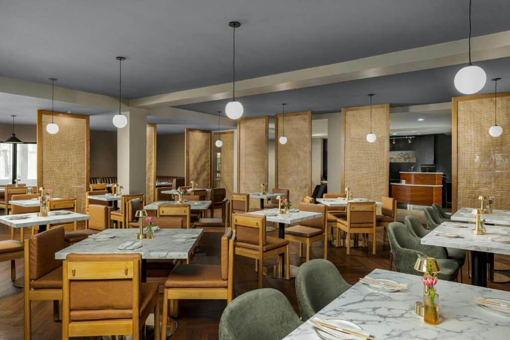 Courtyard by Marriott Houston Rice University用餐區