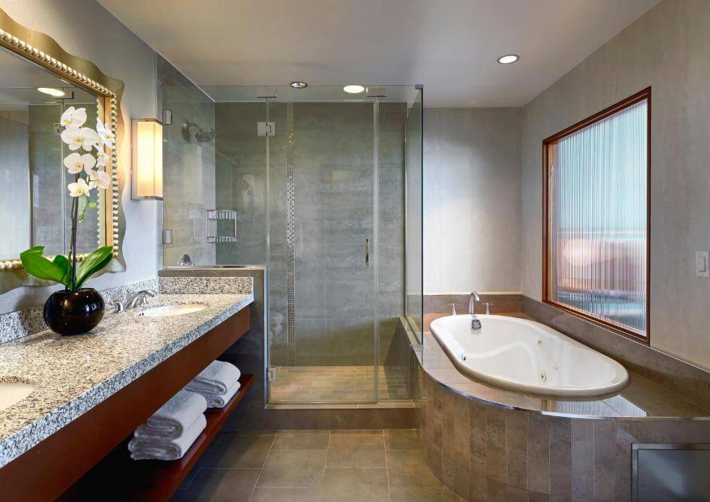 洛伊斯好萊塢酒店(Loews Hollywood Hotel)浴室